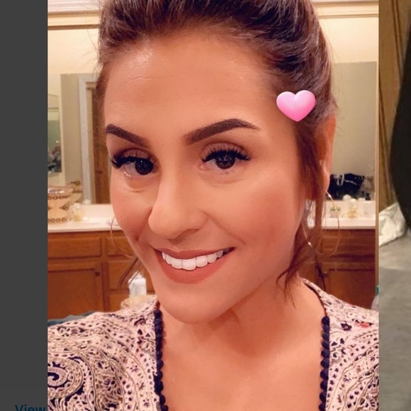 Meet your Posher, Holly - Picture 5 of 6